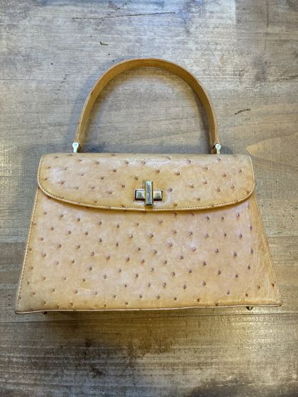 MODA GRISTINAの修理事例(仕上がりの細部)
